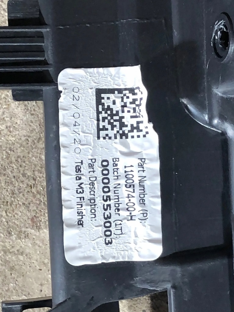 фото №8, Tesla model 3 2019 панели приборная, консоль