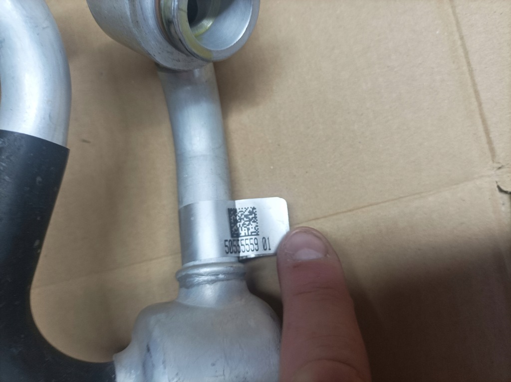 фото №6, Alfa romeo stelvio 2.9 шланг кондиціонера