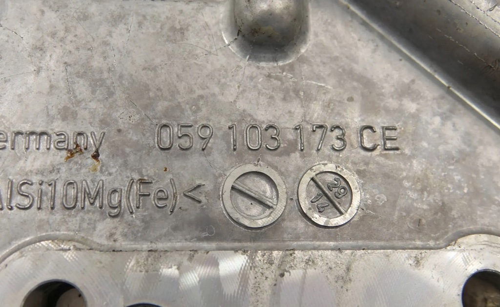 фото №3, Корпус захист розподільного валу audi q7 3.0 tdi 059103173ce