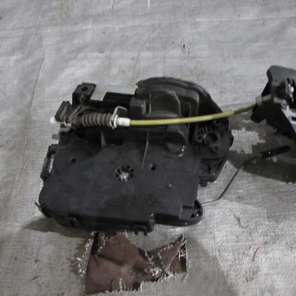 фото №5, Замок двері правий bmw x1 e84 7 pin 7229466