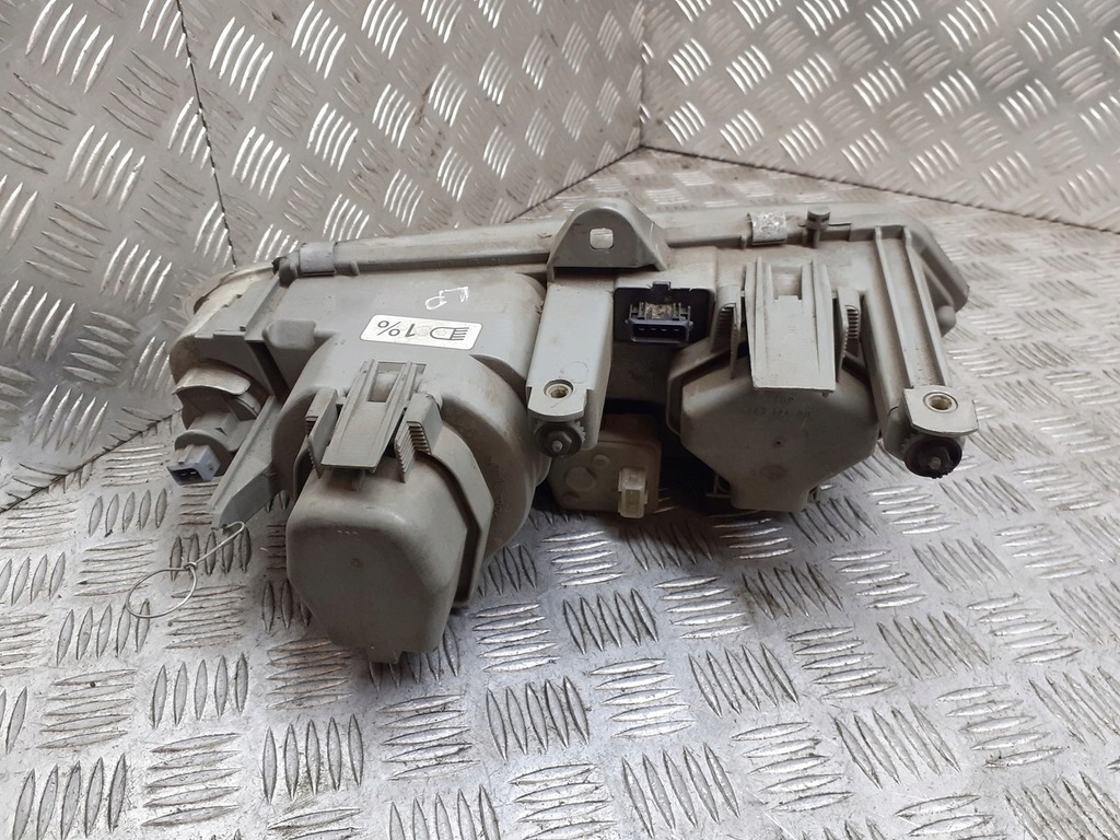 фото №3, Лампа левая передняя alfa romeo 146 europa