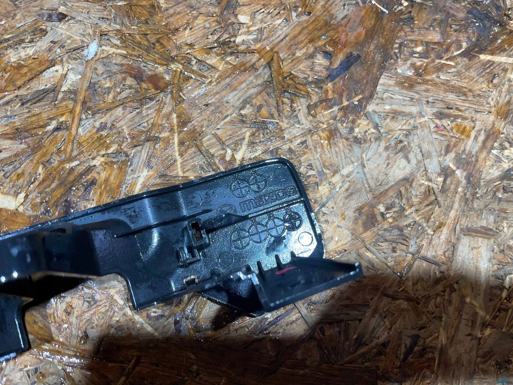 фото №6, Mazda 3 bp iv 4 19- защита замка капот