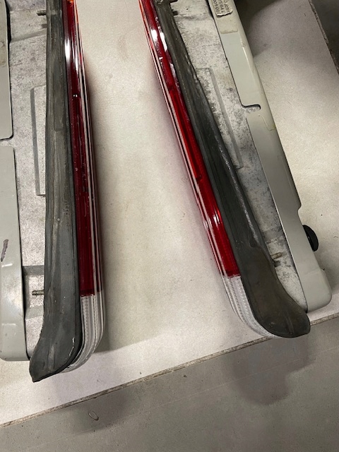 2 лампи задній mercedes 107 європа ideał Київ