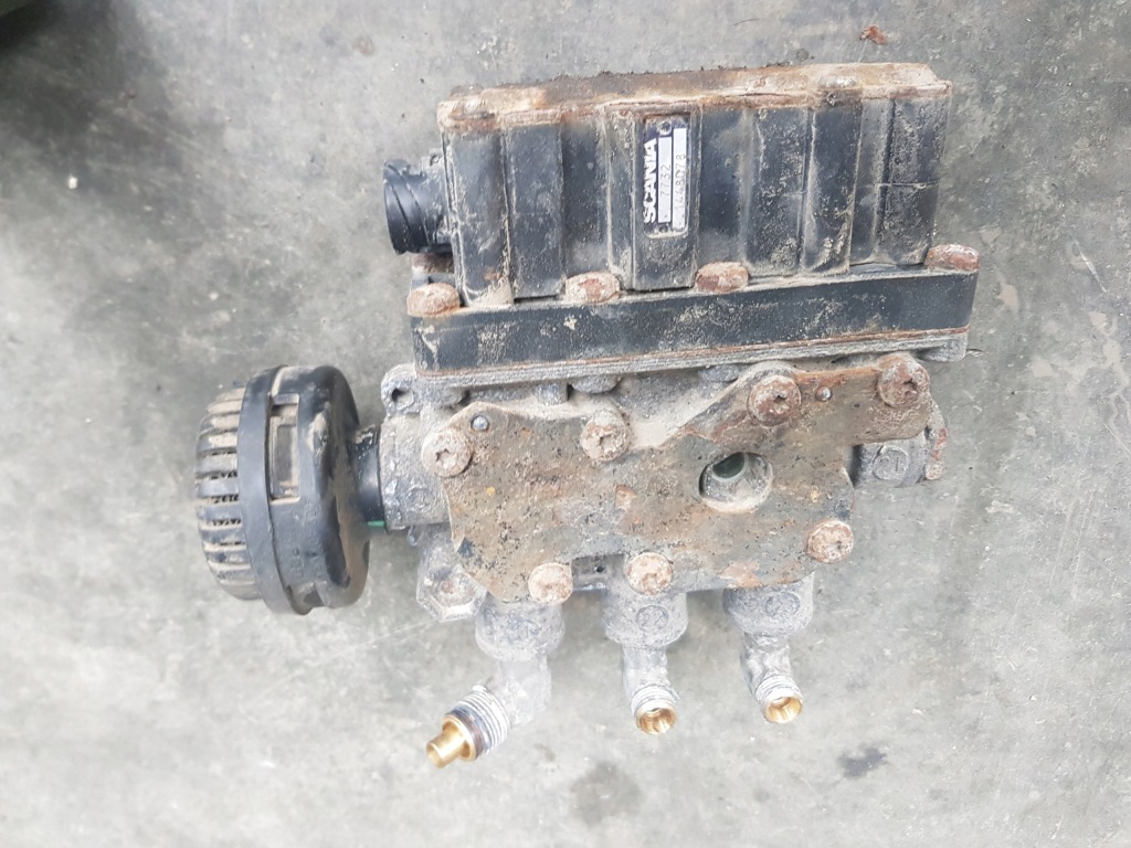 Клапан подушек ecas scania r p g Оригинал