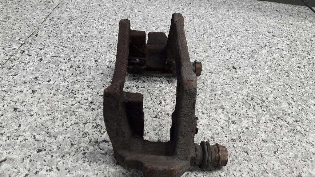 фото №6, Скоба правый перед mercedes w169 2.0cdi