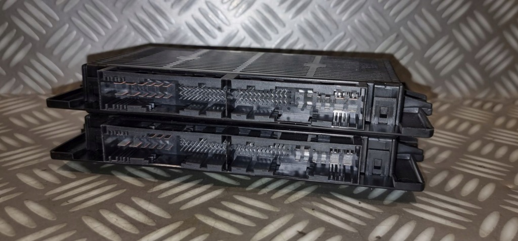 Bmw e81 e87 e90 e91 модуль блок управления света lcm frm pl2 frmfa nsw 9128183 с Разборки