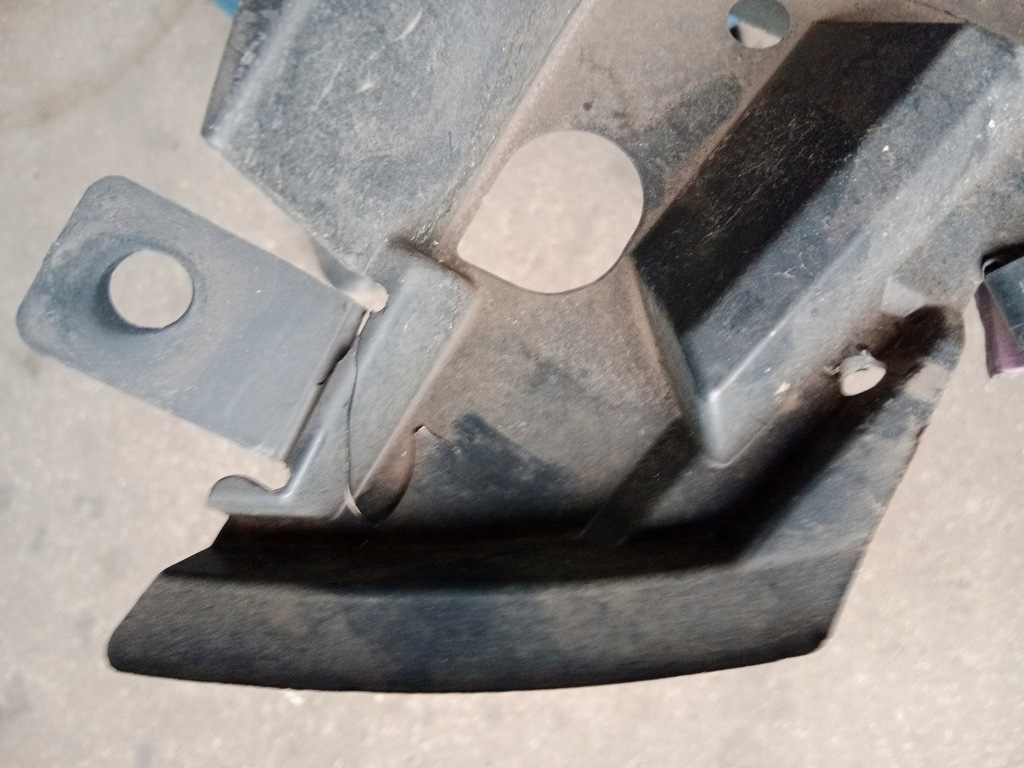 фото №5, Підкрилок ліва перед citroen c1 peugeot 107 05-