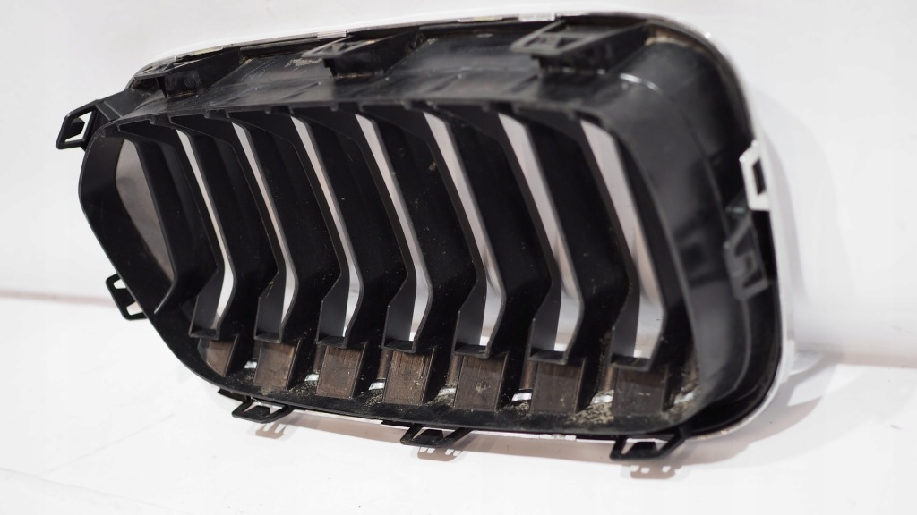 Решётка радиатора решётка правая бампера хром bmw x2 f39 2017r- 7424778-b-zs оригинал в Украине