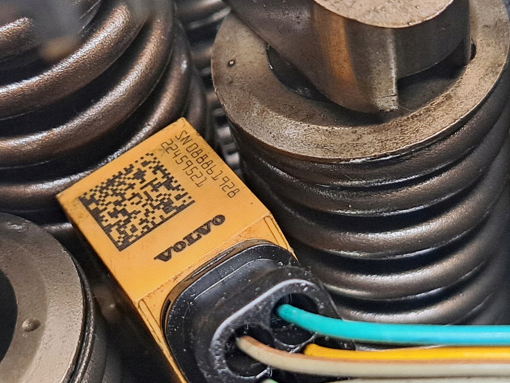 фото №3, Насос-форсунки форсунки common rail volvo fm 4 d11k renault gama t dti 11