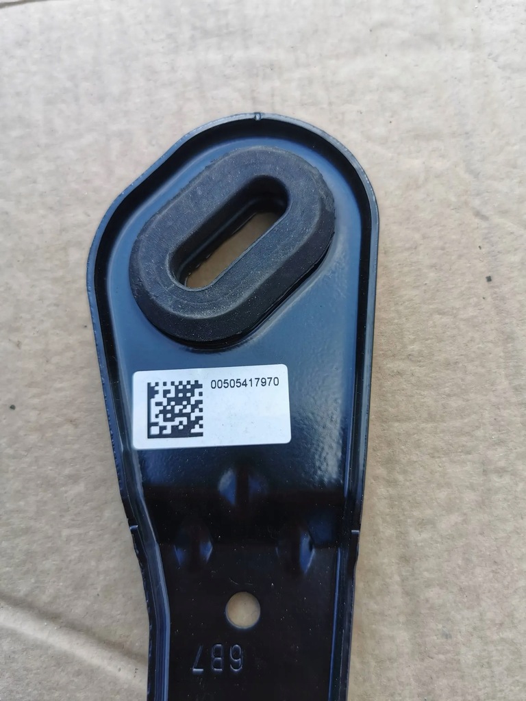 фото №2, Alfa romeo giulia nowe кронштейн радіатора 50541797