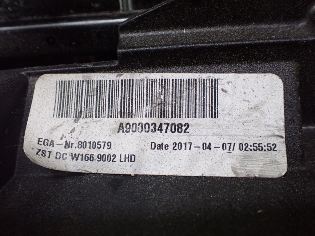 фото №14, Mercedes gls x166 15-19 консоль панель приладів панель приладів шкіра spalona