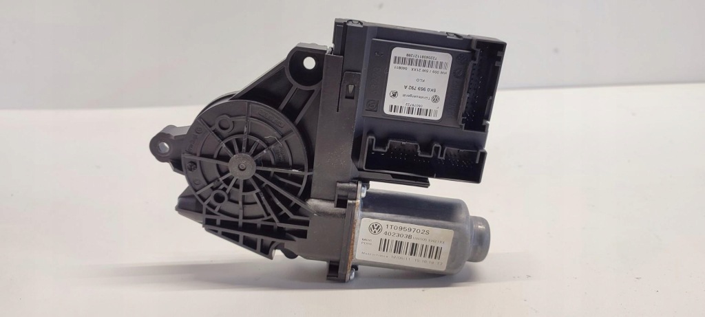 фото №1, Skoda octavia ii scout моторчик модуль дверь перед 1t0959702s 5k0959792a