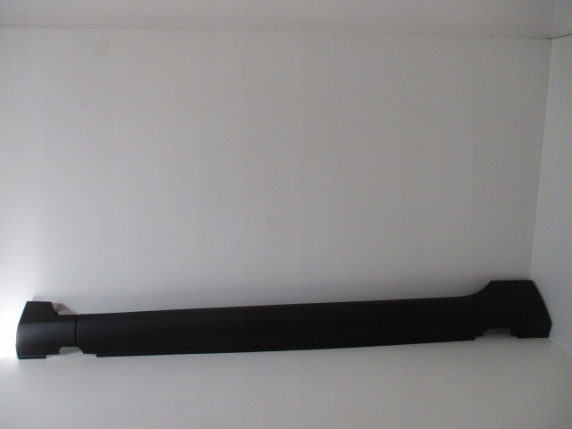 фото №1, Peugeot 2008 молдинг порог левая nowa 96781716xt