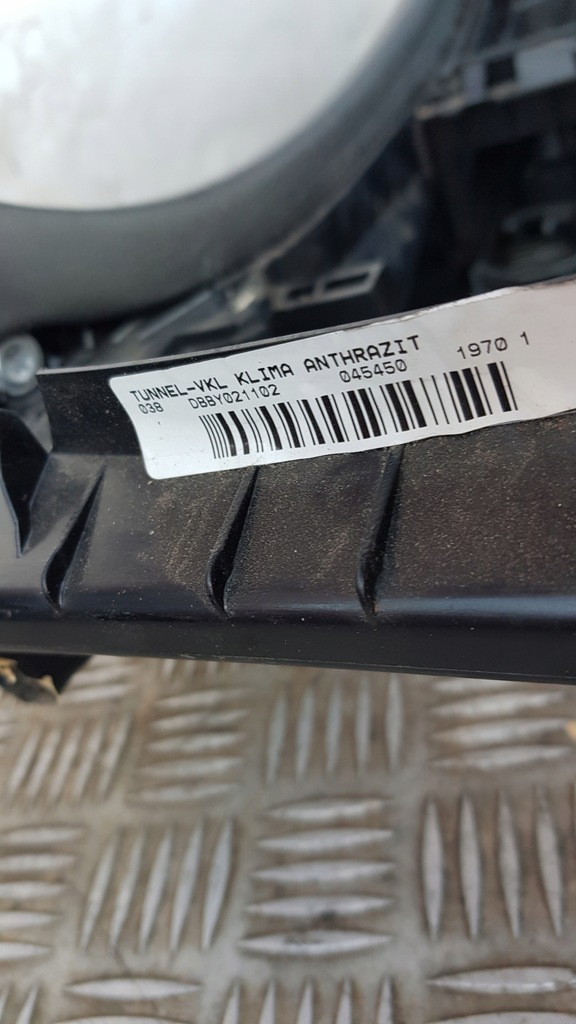 фото №7, Mercedes w203 подлокотник туннель