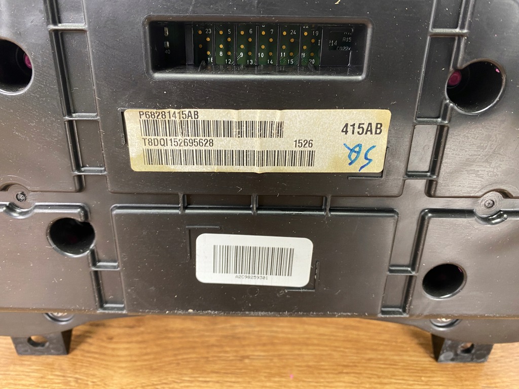 фото №9, Счетчик приборы dodge challenger charger 2015+ usa