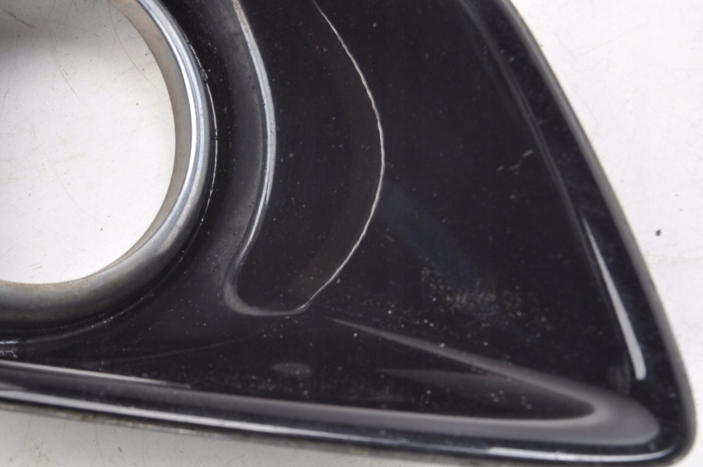 Ford c-max mk2 рамка решітка бампера ліва am51-r19953-c в Україні