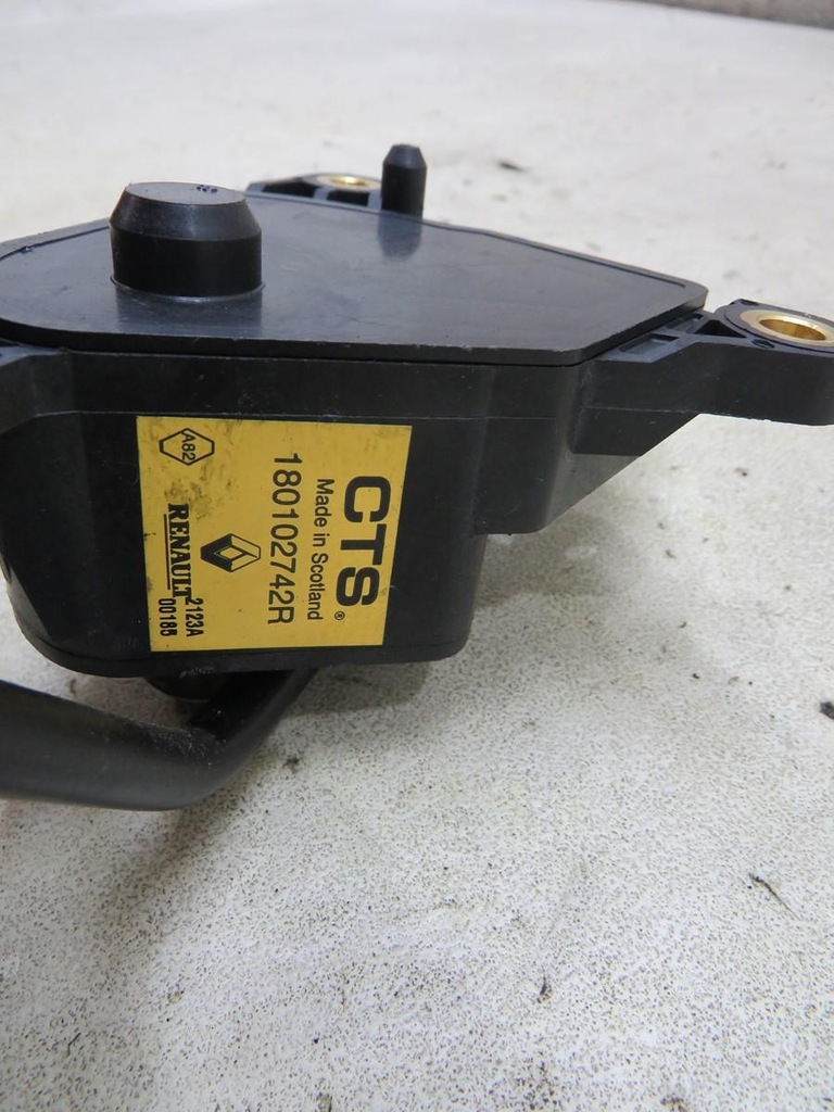 фото №2, Потенциометр педаль газа renault zoe 180102742r