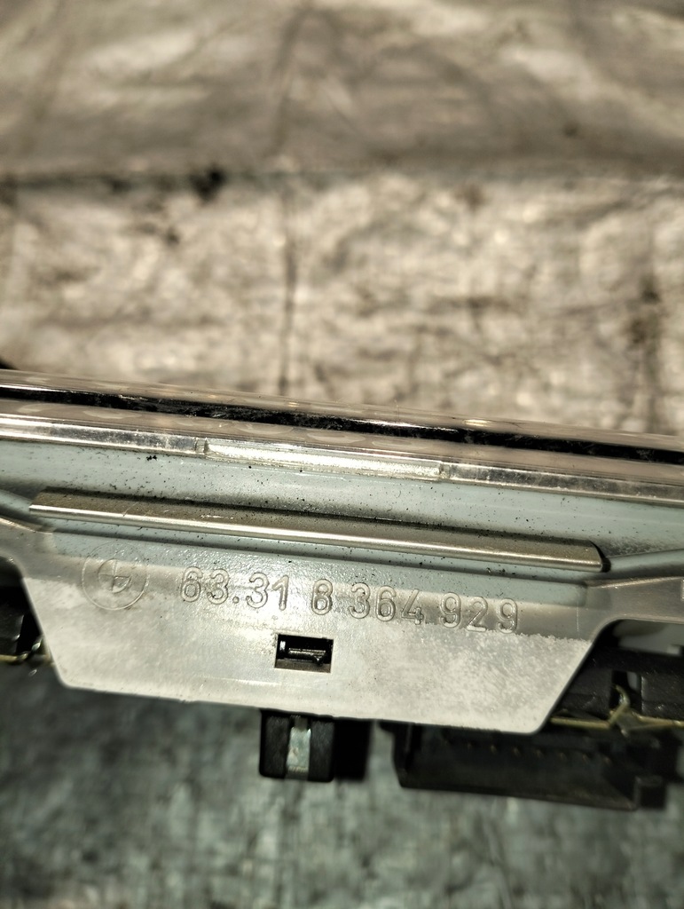 фото №13, Лампа w podsufitufce bmw 3 e46 1998-2005r оригинальный номер 8364929