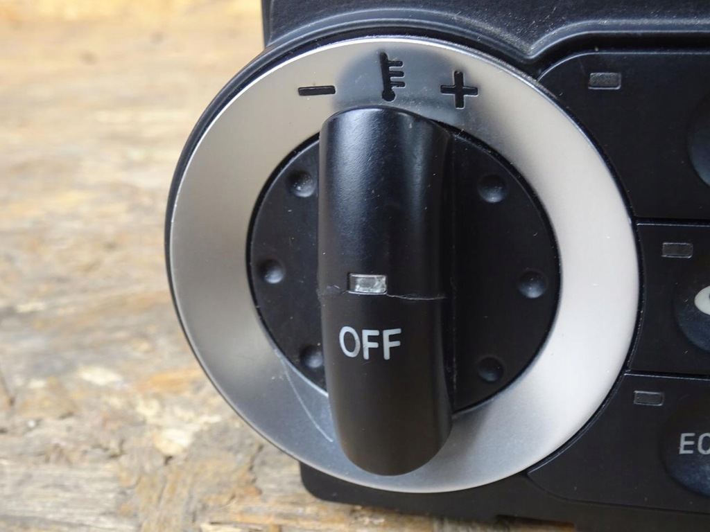 фото №16, Audi tt 8n 98-05 панель кондиционера 8n0820043a