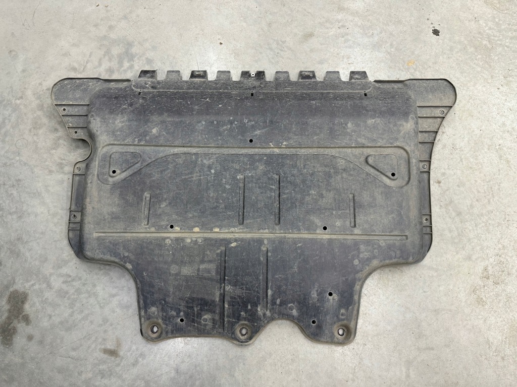 Купить Плита защита двигателя нижняя 5qf825236 оригинал idealna