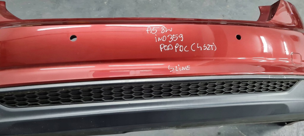 A5 8w бампер задній задній під  pdc накладка sline ly3s 8w6807067 Оригінал