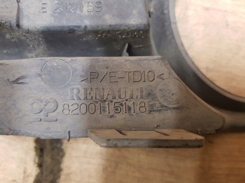 фото №3, Решётка решётка радиатора бампера перед 2szt комплект renault scenic ii