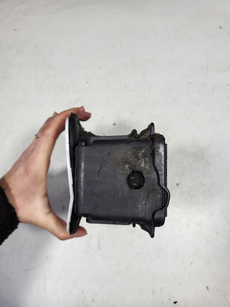 фото №5, Крышка заливной топлива renault kangoo ii maxi 1.5dci 8200815154