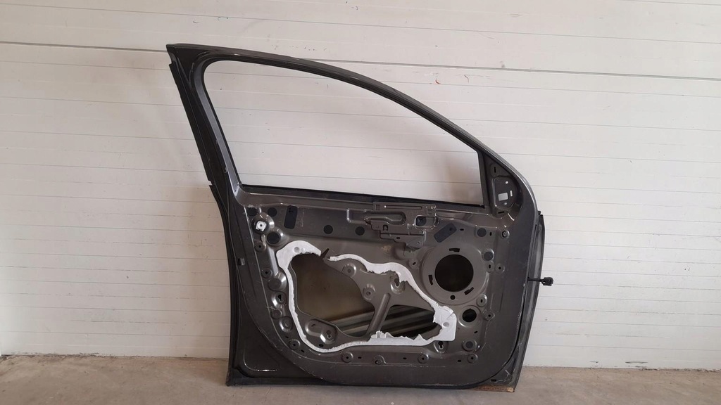 фото №8, Дверь левая передние peugeot 308 t9 13-23