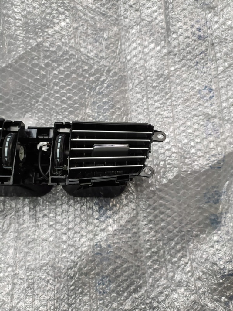 фото №8, Решётка обдув mercedes w212 e-klasa