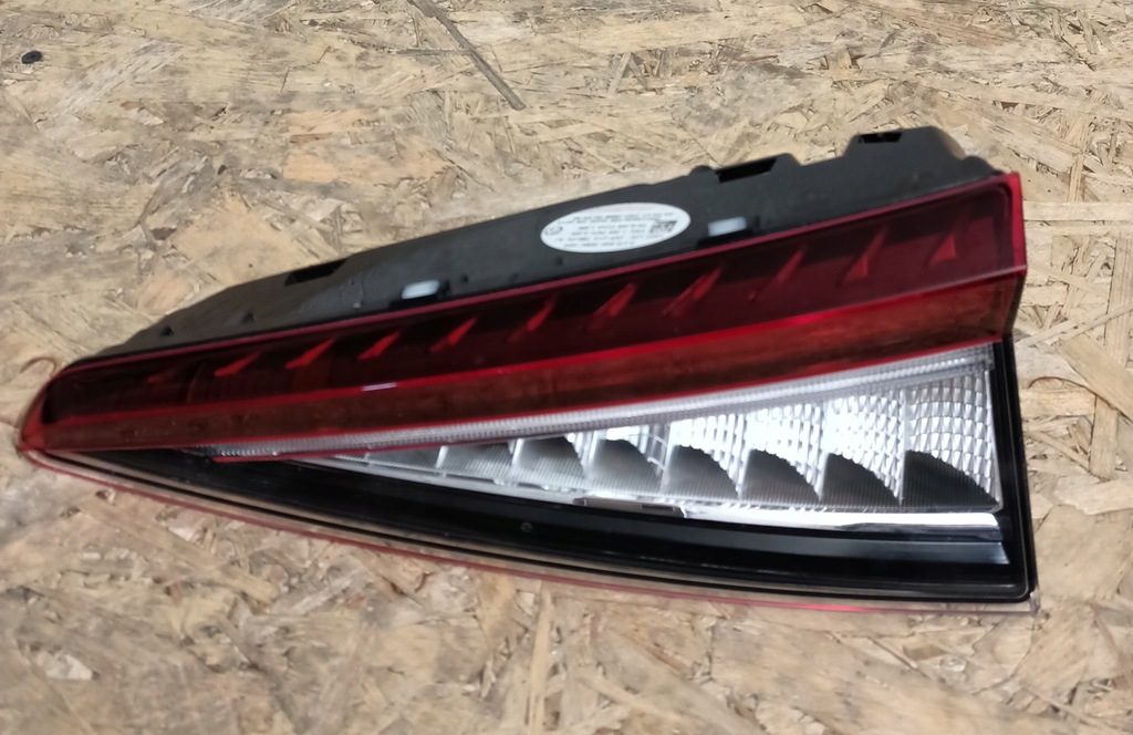 фото №5, Skoda enyaq iv лампа задняя задняя правая led