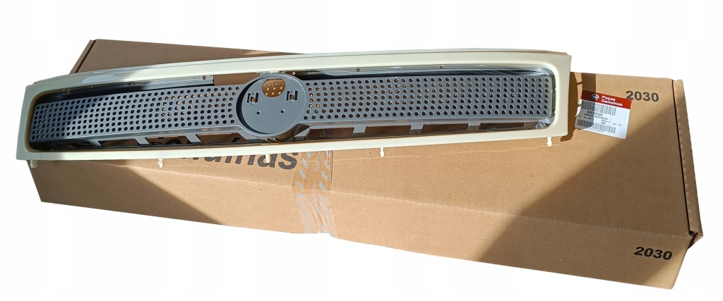 фото №1, Решітка радіатора решітка радіатора fiat palio siena strada 98500503 nowa оригінальна оригінальний номер