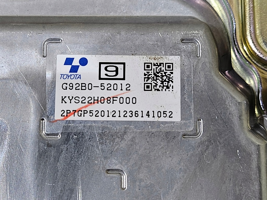 фото №5, Toyota yaris cross 4x4 инвертор конвертер инвертор