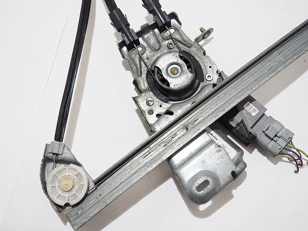 фото №7, Citroen c3 кабриолет pluriel подъемник стекло правый el