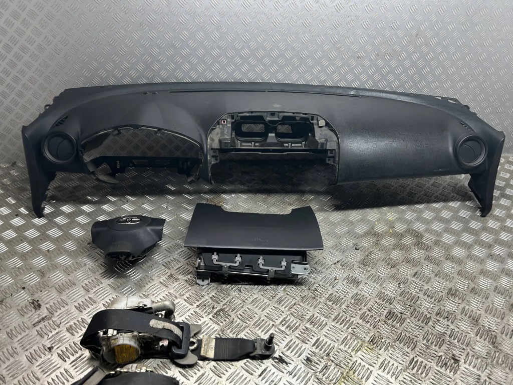 фото №1, Консоль приборная панель подушка безопасности ремни toyota rav4 iii 05-12