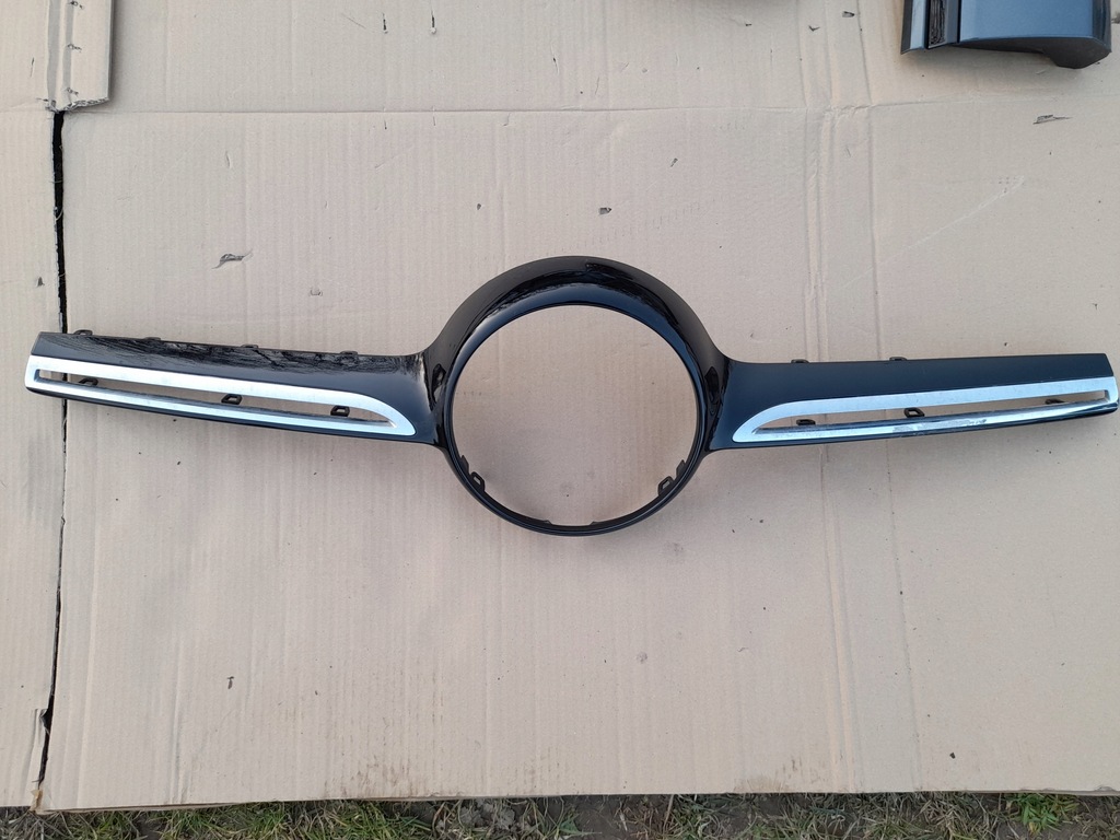 фото №1, Решітка радіатора молдинг mercedes gle w167 amg