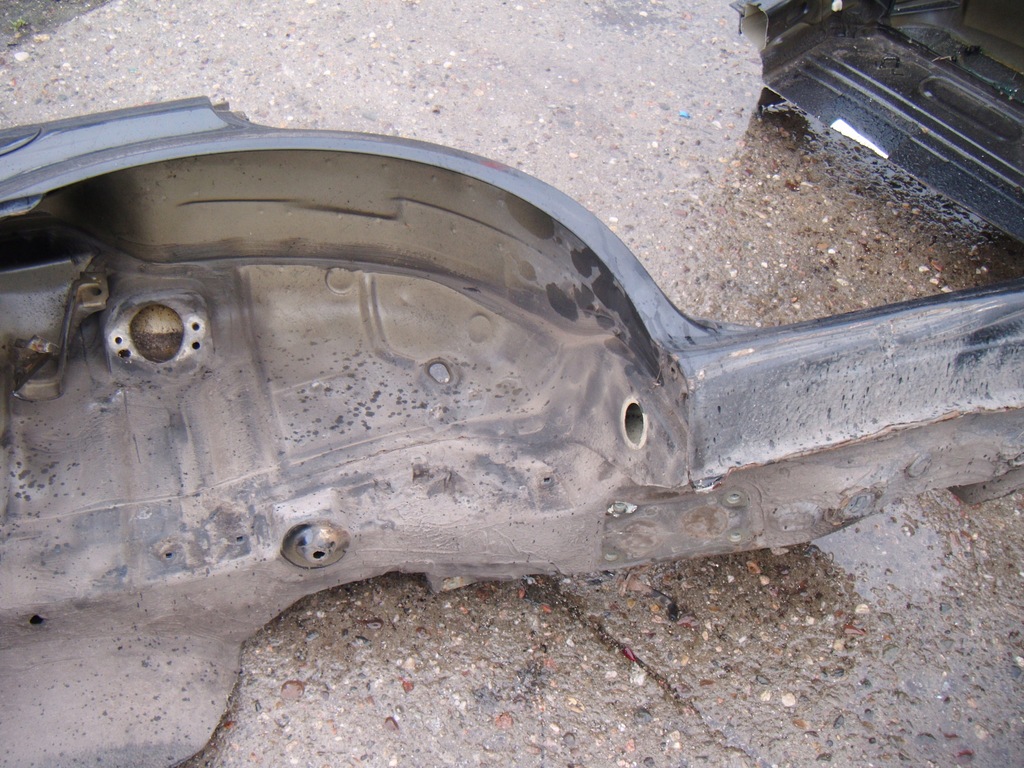 фото №7, Skoda octavia i 1 fl 9910 kombi 1.9tdi крыло правый задняя