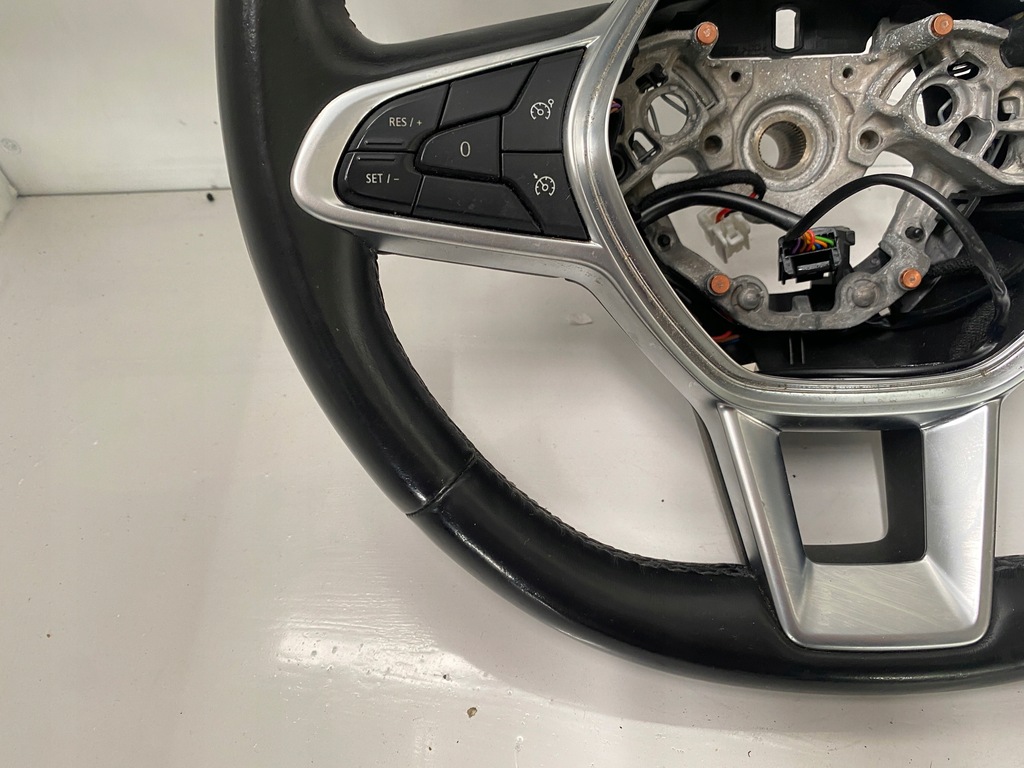 фото №5, Renault zoe ii воздуховод кожа мультифункция 484006274r