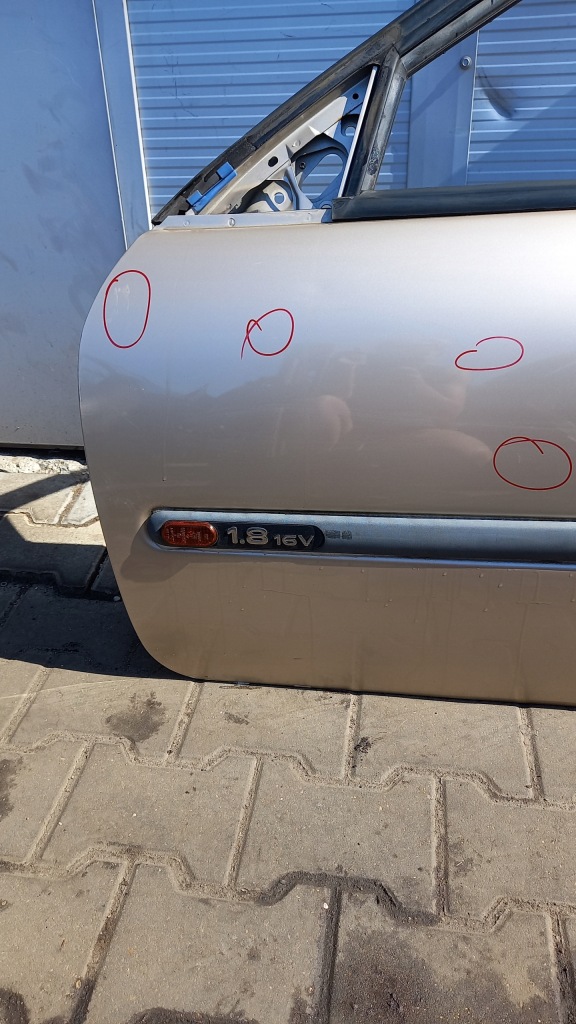 фото №2, Дверь левая перед renault laguna hb 99r