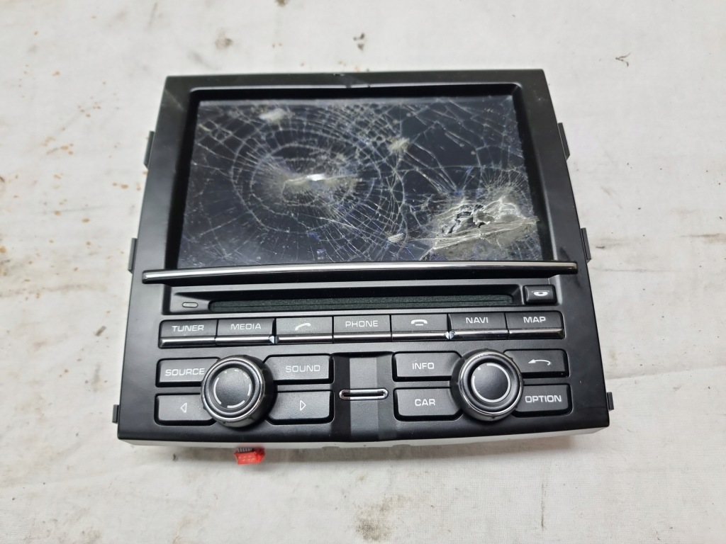 фото №2, Porsche cayenne 7p5 панель радио