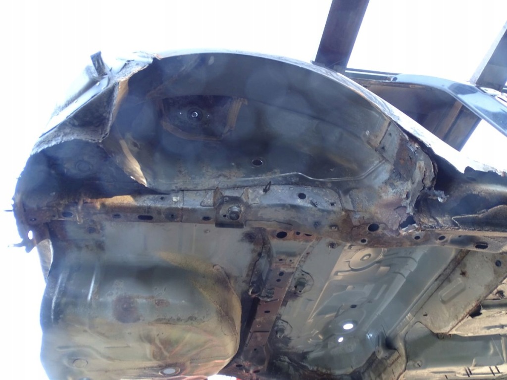 фото №8, Ford fiesta mk7 08-17 четверть правый задняя крыло 5d #k142