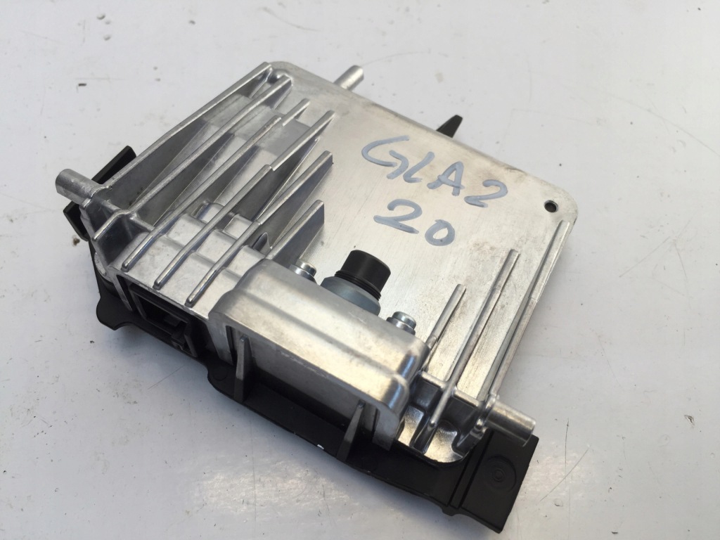 фото №2, Mercedes gla ii h247 камера радар ассистент поперечина передней стекло