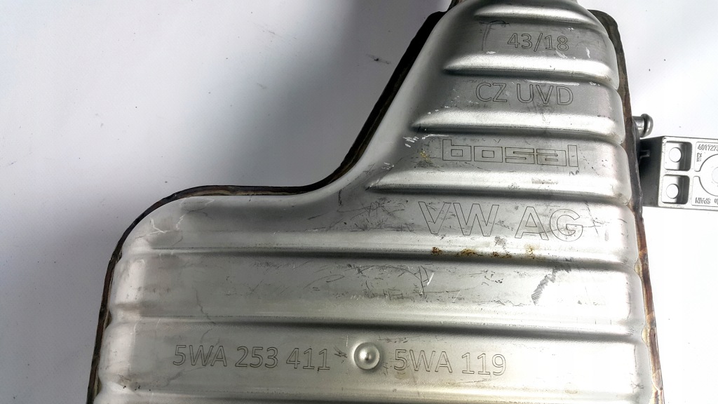 фото №9, Система выхлоп гаситель конечный vw audi t-roc комплект