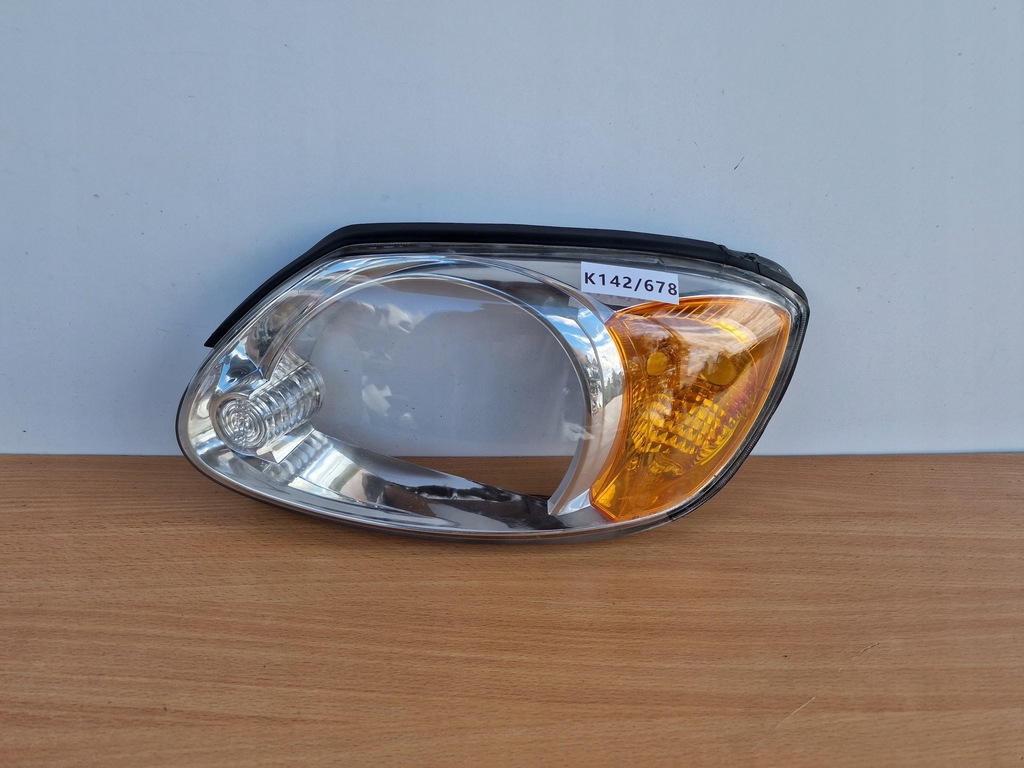 фото №1, Hyundai accent ii ліва лампа перед скло скло фари оригінальний номер