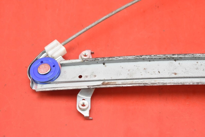 фото №8, Подъемник стекло правый перед eu subaru forester iii