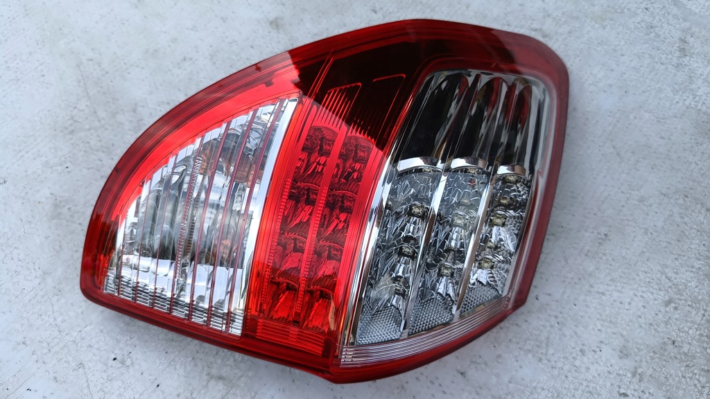 фото №2, Лампа задня ліва rav4 iii lift 10-13