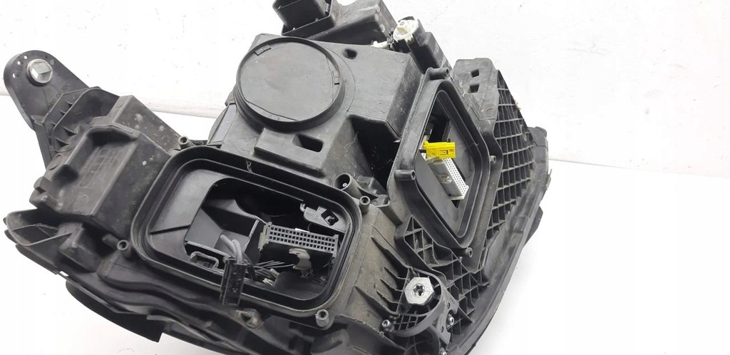 фото №10, Лампа лівий перед a2139062706 mercedes w213