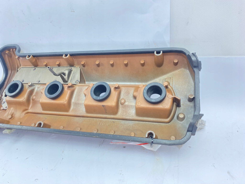 Купити Кришка клапанів mercedes w124 400e e420 e500 m119 1190160605