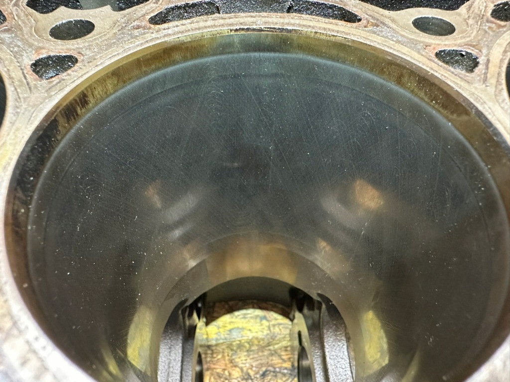 Блок двигателя 1.8 2.0 tsi tfsi cda ccz 06h103021l с Разборки