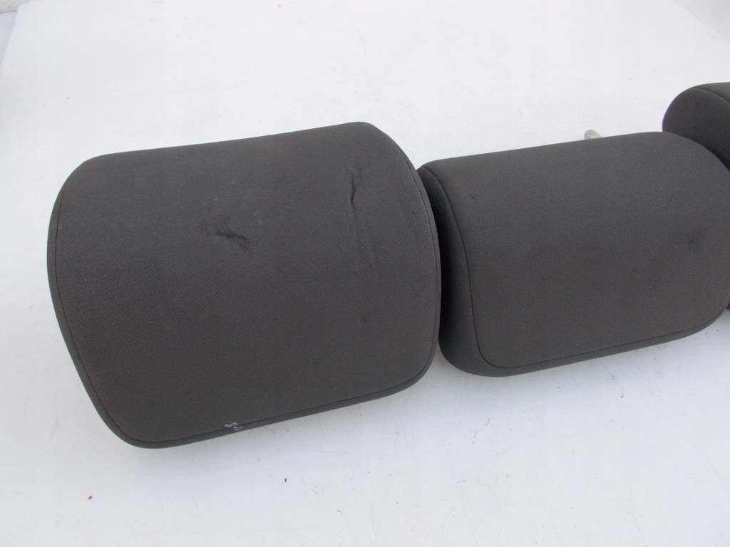 фото №7, Підголівник підголівники задня vw golf v 3szt