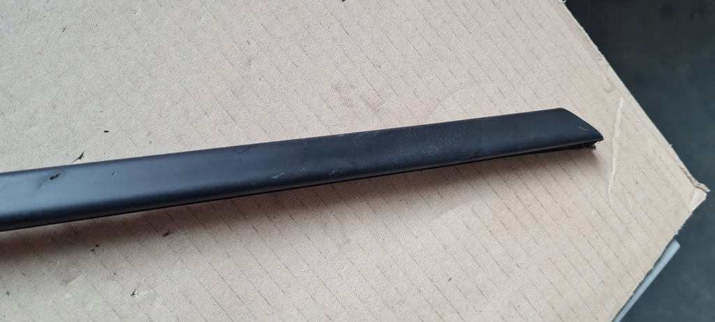 фото №5, Sq8 4m rsq8 q8 молдинг защита стекло лобовое левая 24r 4m8854327